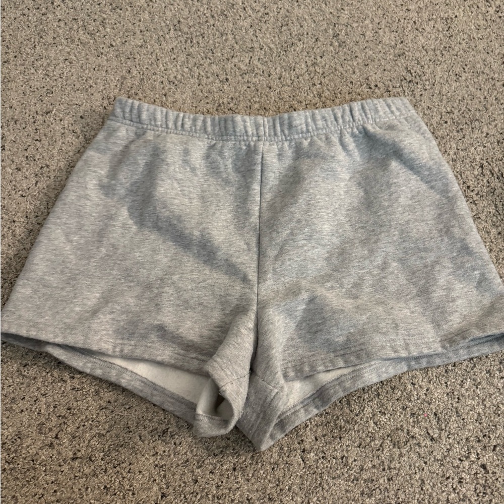 TNA Cozy Fleece Shorts in Light Gray
